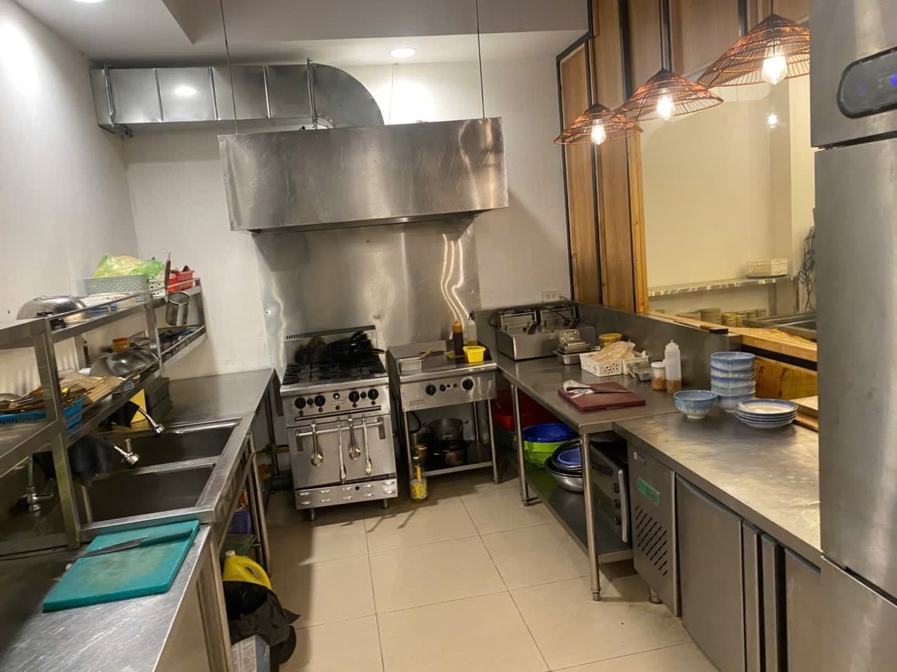 cho thuê nhà 246 Trần Hưng Đạo Ngang 15x20x 2 tầng. - Ảnh 4