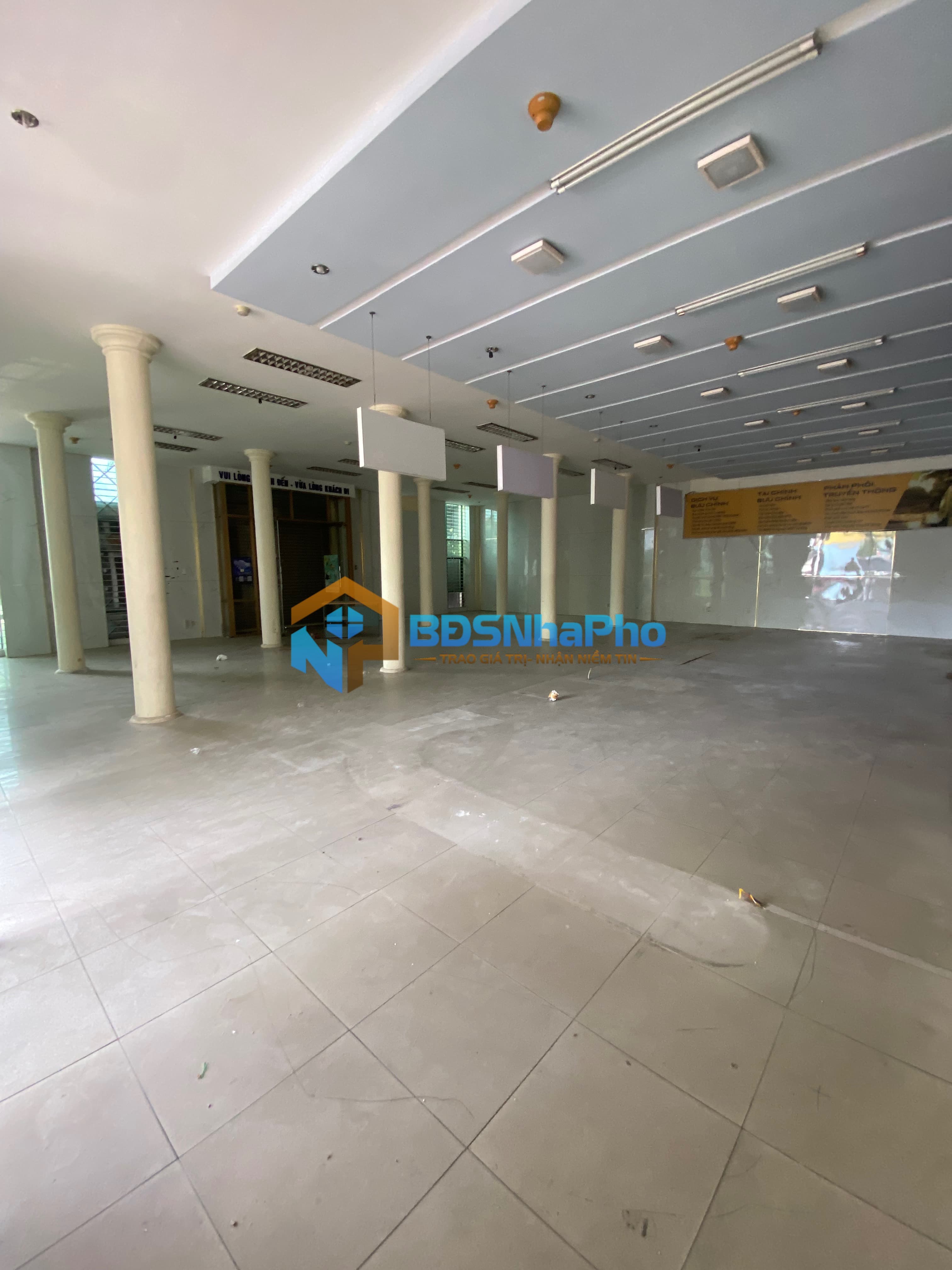 CHO THUÊ LÔ GÓC MẶT TIỀN ĐẸP ĐƯỜNG BẠCH ĐẰNG – VỊ TRÍ ĐẮC ĐỊA NGAY TRUNG TÂM - Ảnh 2