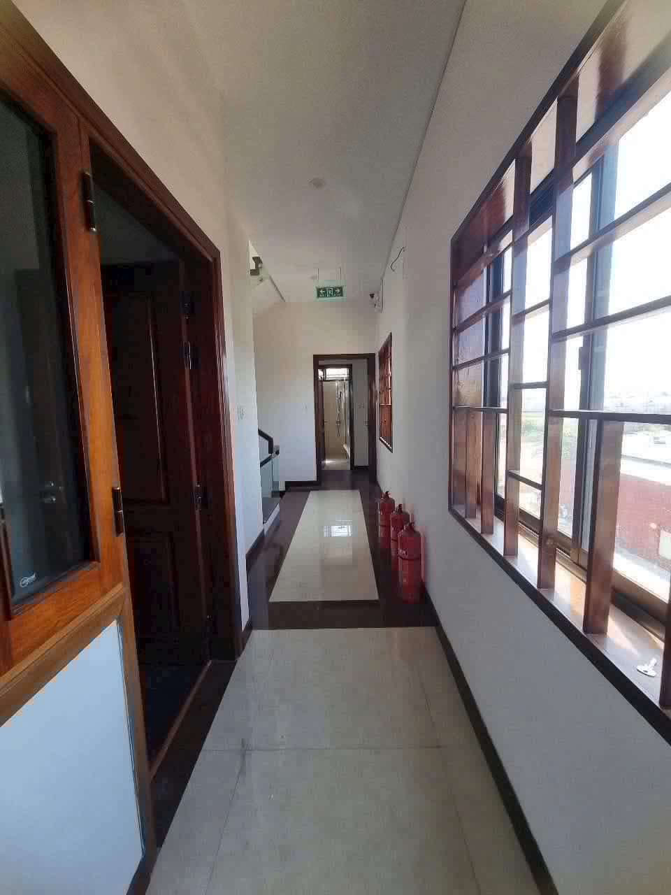 CHO THUÊ NHÀ NGUYÊN CĂN 4 TẦNG ĐƯỜNG NGUYỄN HỮU THỌ - Ảnh 7