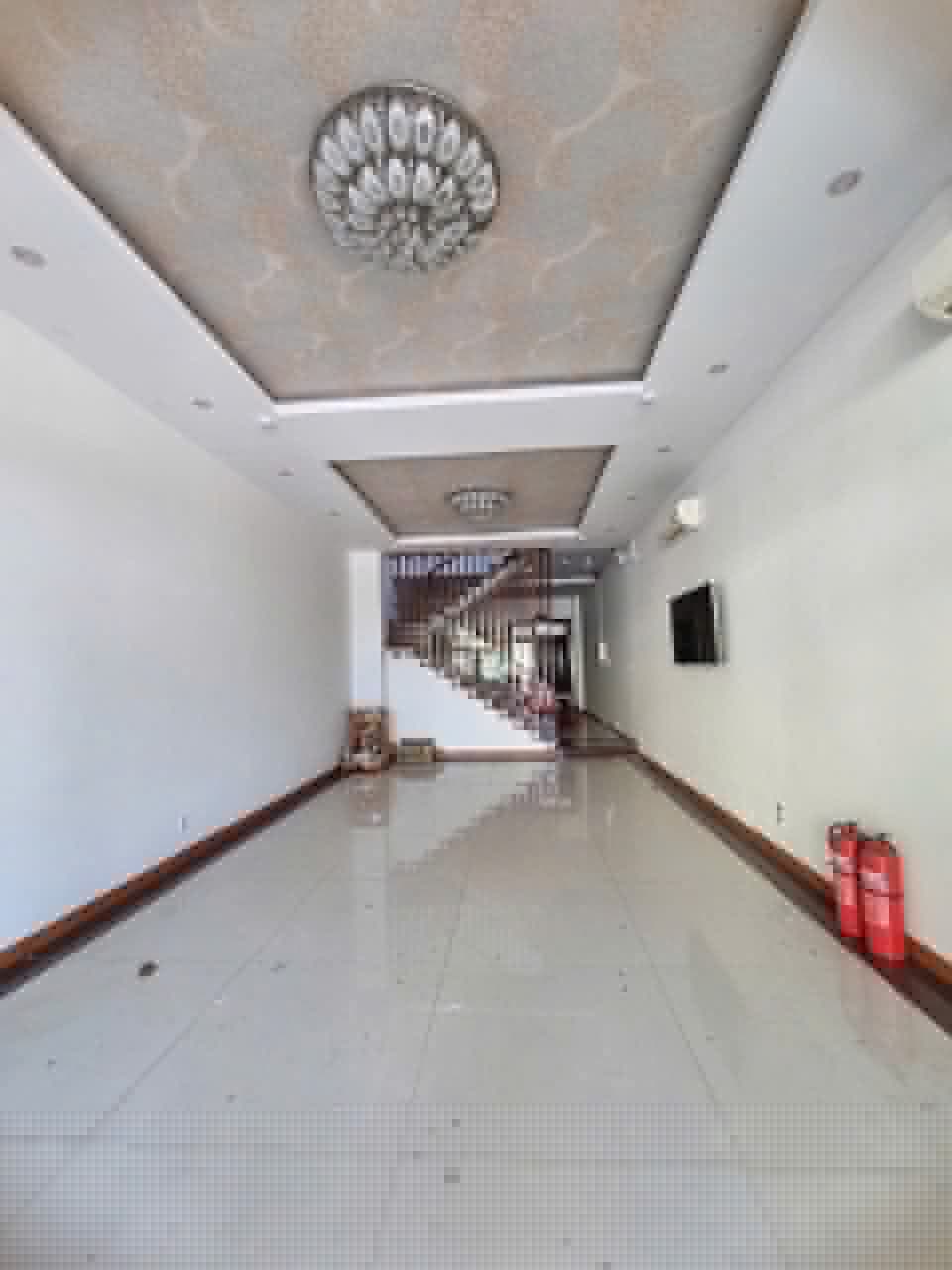 CHO THUÊ NHÀ NGUYÊN CĂN 4 TẦNG ĐƯỜNG NGUYỄN HỮU THỌ - Ảnh 10