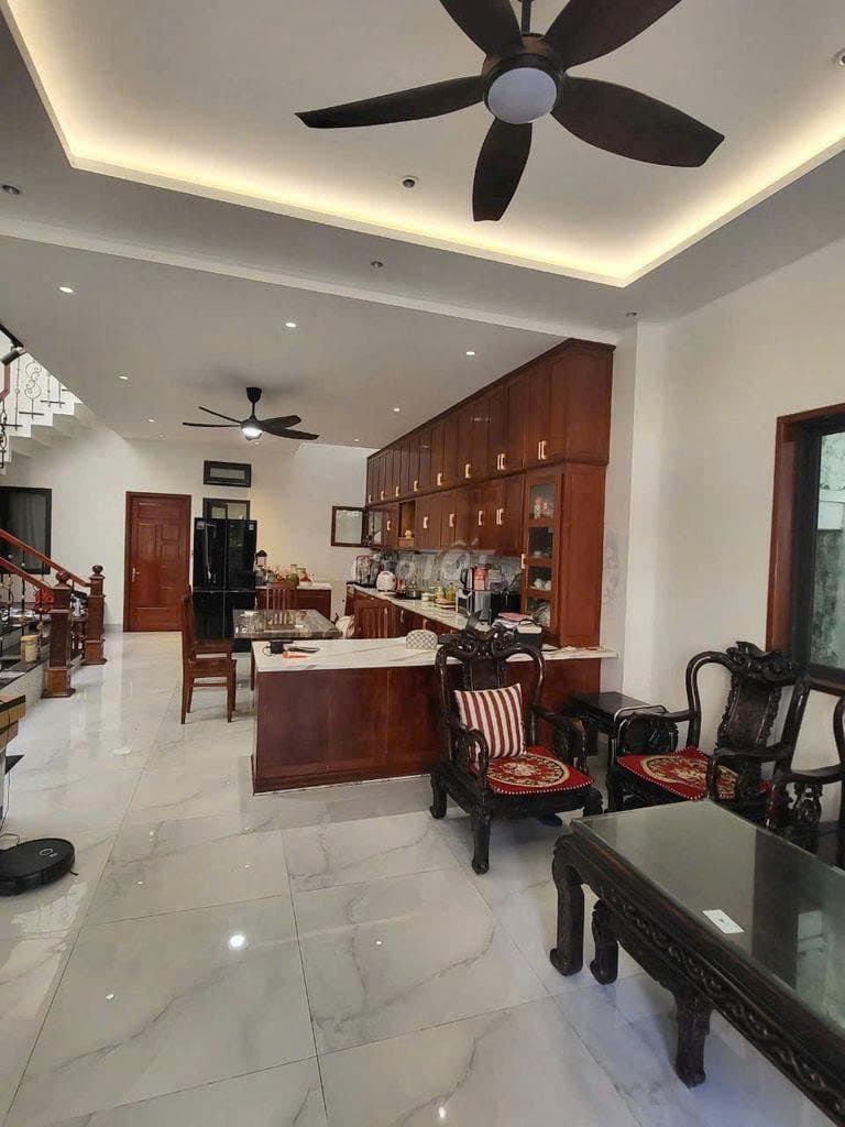 CHO THUÊ NHÀ NGUYÊN CĂN 3 TẦNG TẠI ĐƯỜNG THANH LONG - Ảnh 1