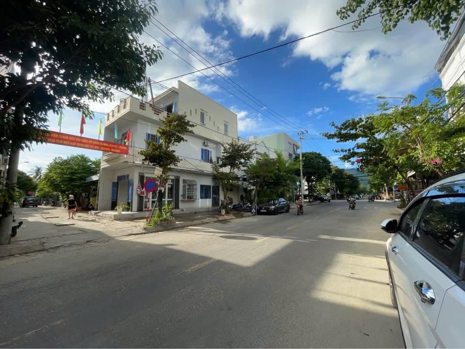 CHO THUÊ TẦNG 1,2 TRONG TOÀ NHÀ 3 TẦNG 150M2 TẠI LÊ TẤN TRUNG - Ảnh 1