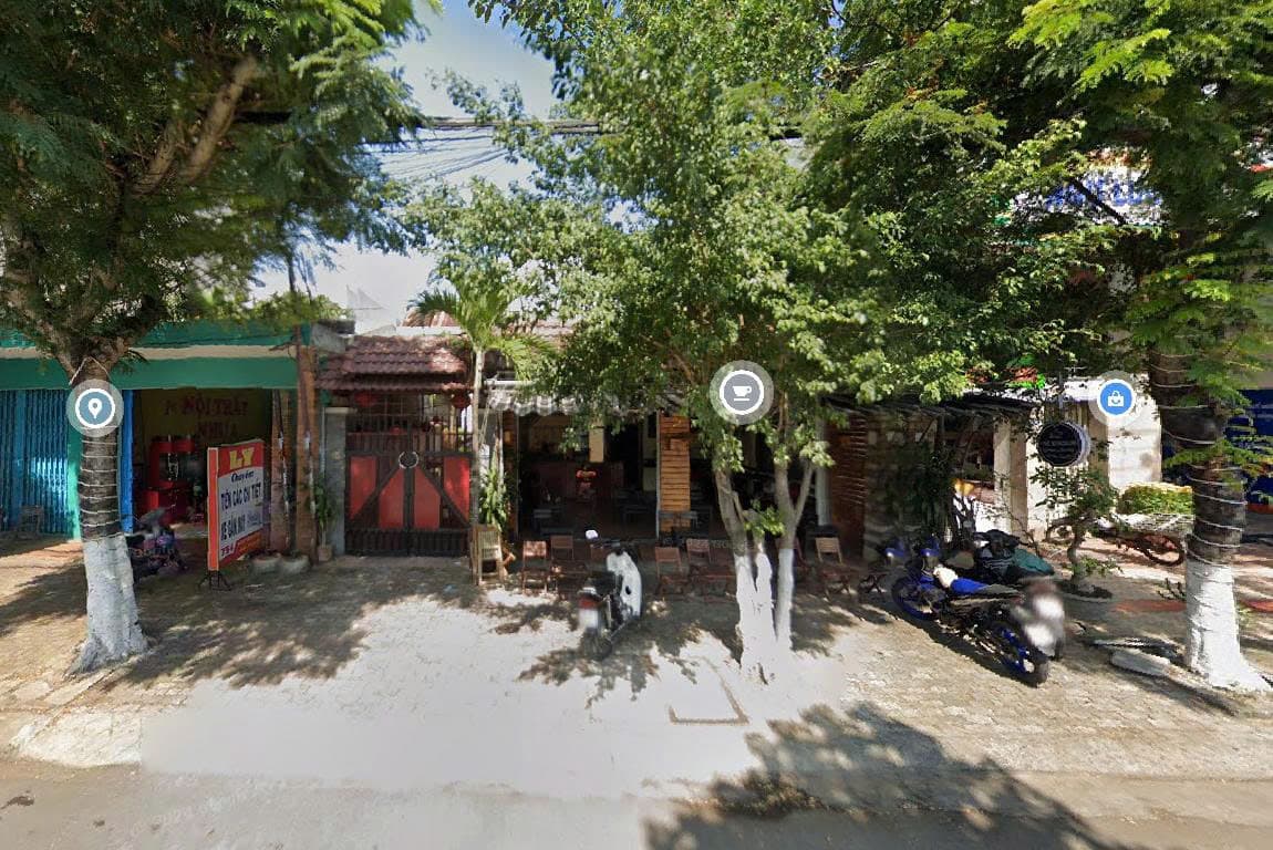 CHO THUÊ NHÀ CẤP 4 TRỐNG SUỐT 2 LÔ TẠI NGÔ QUYỀN - Ảnh 1