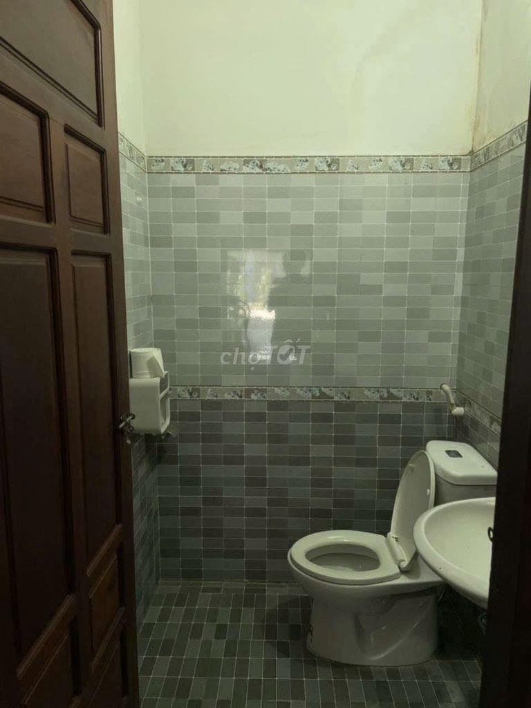 CHO THUÊ NHÀ NGUYÊN CĂN 2 TẦNG FULL NỘI THẤT TẠI NGUYỄN LƯƠNG BẰNG - Ảnh 3