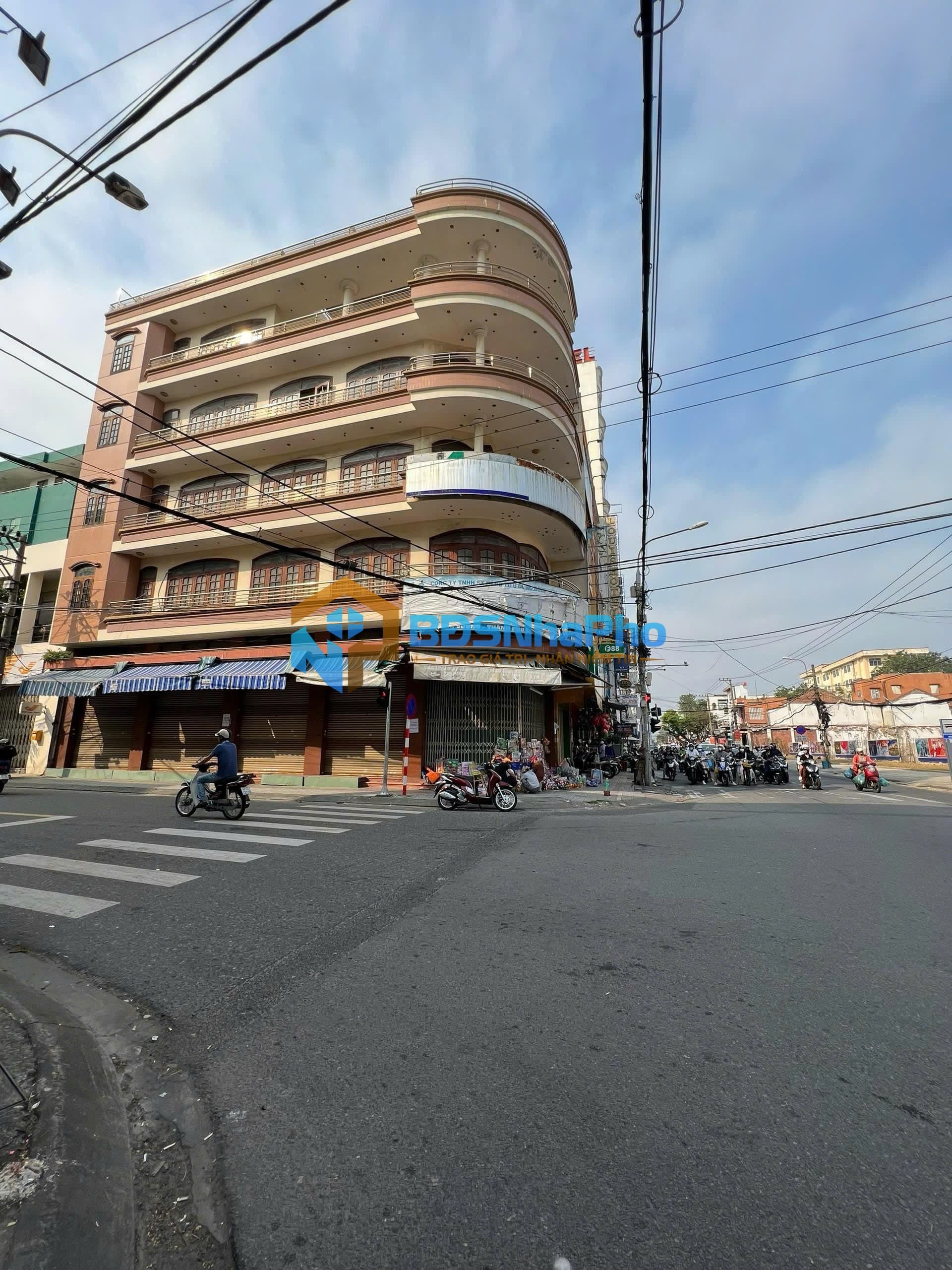 CHO THUÊ NGUYÊN TOÀ 5 TẦNG 800M2 TẠI ĐƯỜNG HÙNG VƯƠNG - Ảnh 1