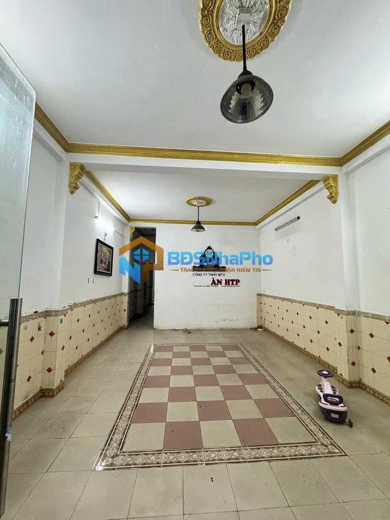 CHO THUÊ NHÀ NGUYÊN CĂN 3 TẦNG 300M2 NGAY CHỢ CẨM LỆ - Ảnh 1