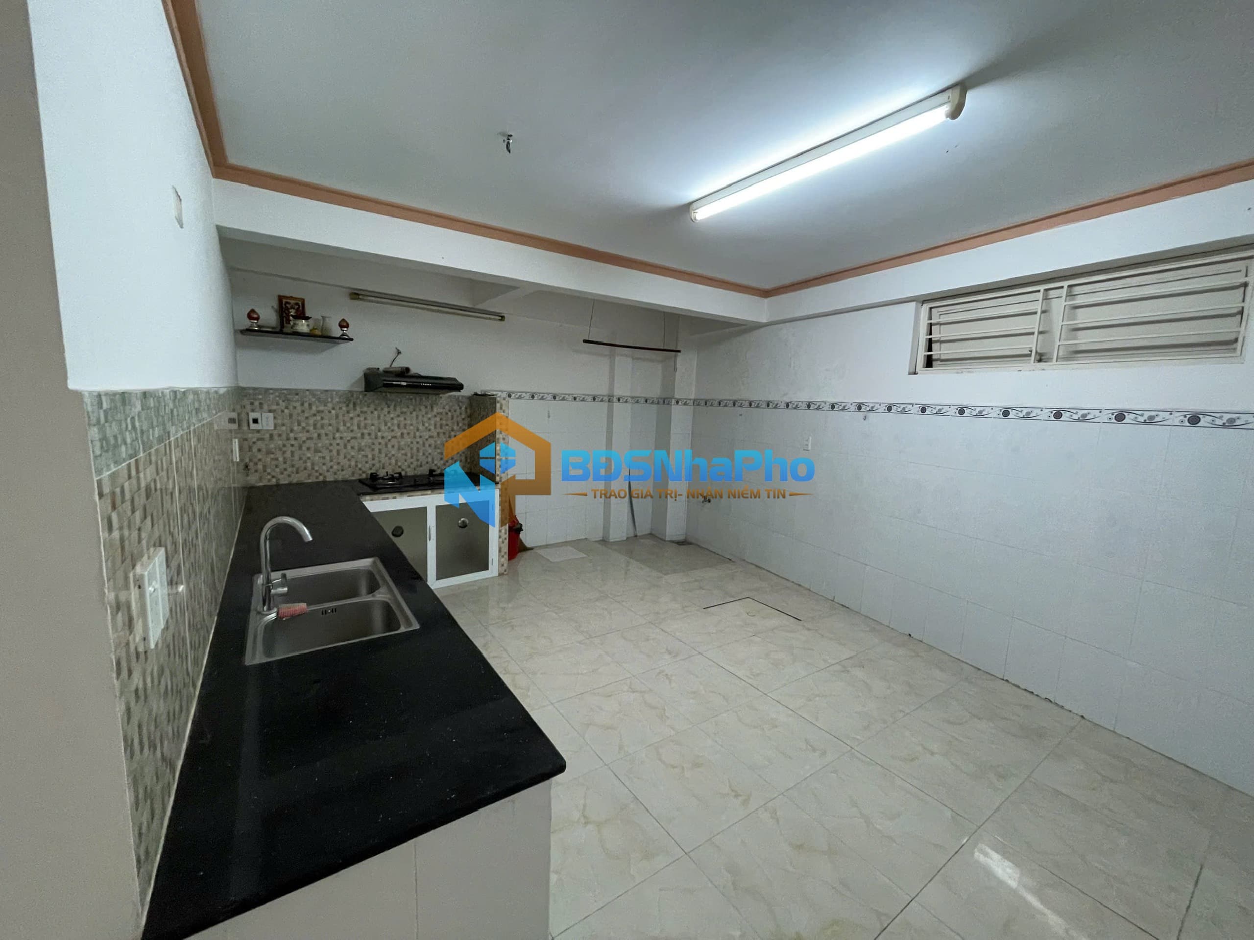 CHO THUÊ NHÀ NGUYÊN CĂN 2 TẦNG KIỆT OTO TẠI LÊ ĐÌNH LÝ - Ảnh 2