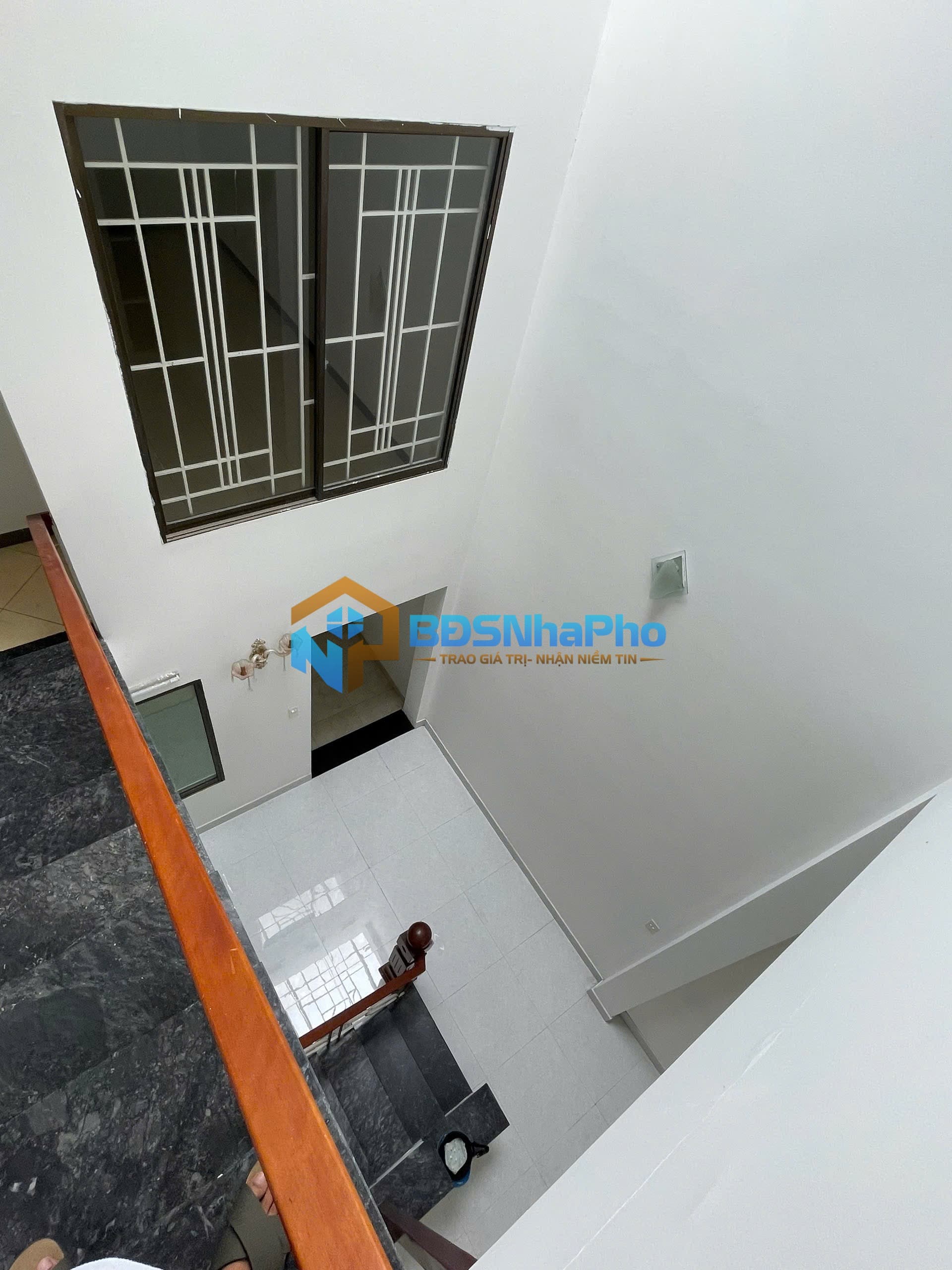 CHO THUÊ NHÀ NGUYÊN CĂN 2 TẦNG KIỆT OTO TẠI LÊ ĐÌNH LÝ - Ảnh 6