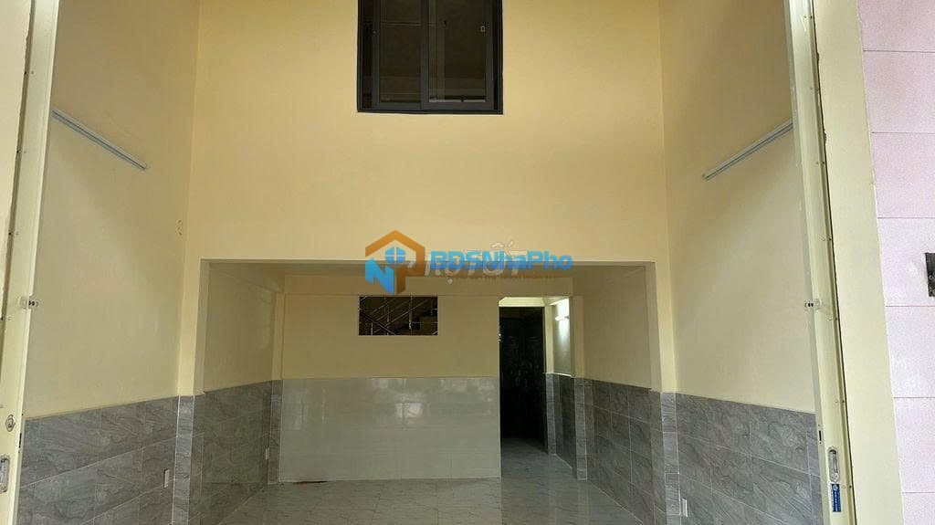 CHO THUÊ NHÀ NGUYÊN CĂN 2,5 TẦNG NGAY CHỢ ĐỐNG ĐA - Ảnh 3