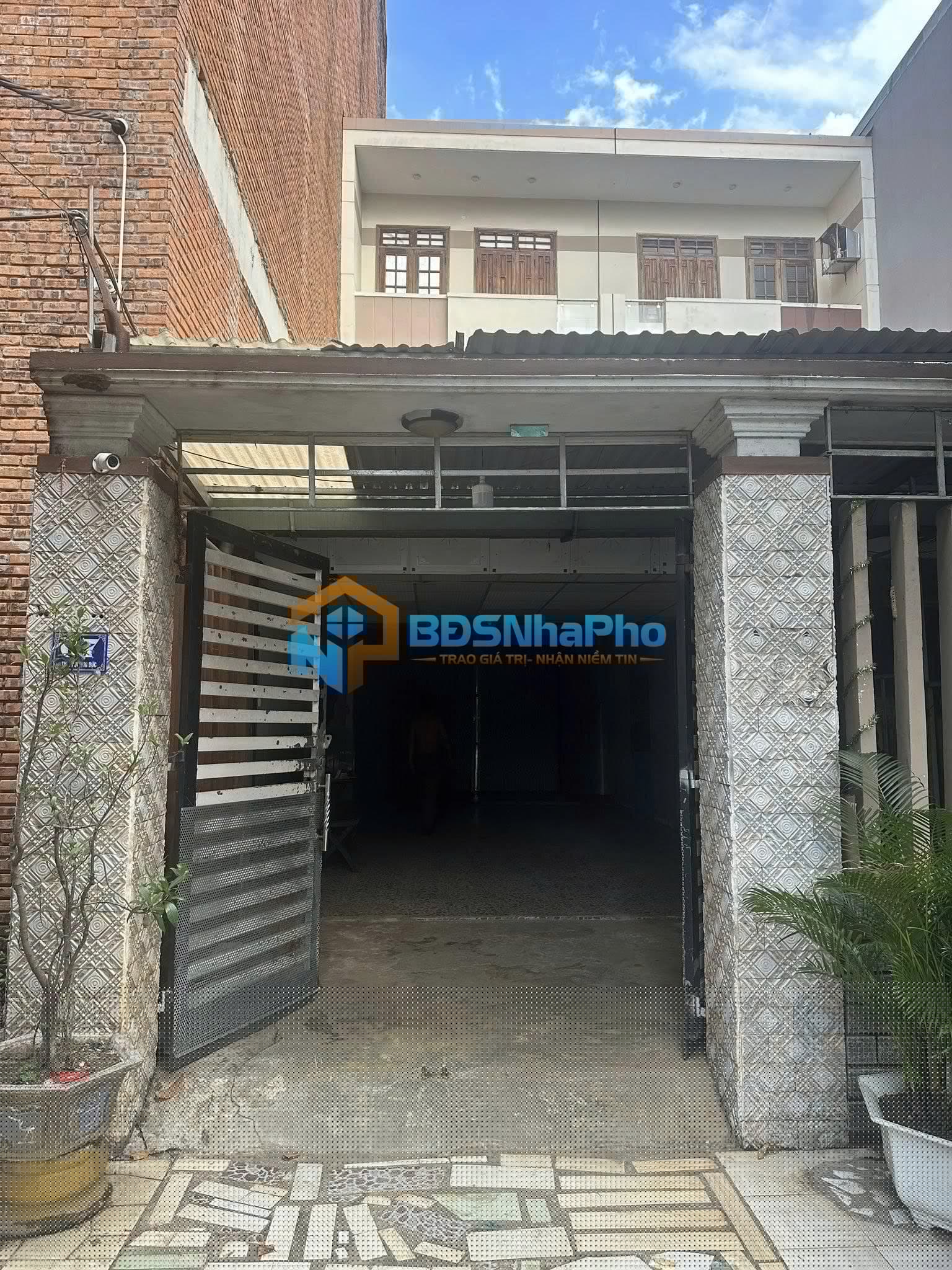 CHO THUÊ NHÀ NGUYÊN CĂN 3 TẦNG DT 100M2 TẠI HOÀ MINH - Ảnh 2