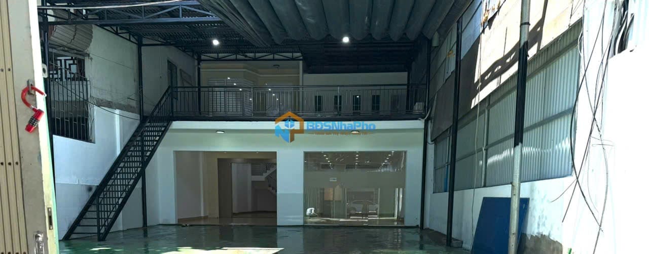 CHO THUÊ NHÀ 3 TẦNG DT 420M2 TẠI NGUYỄN CHÁNH - Ảnh 2