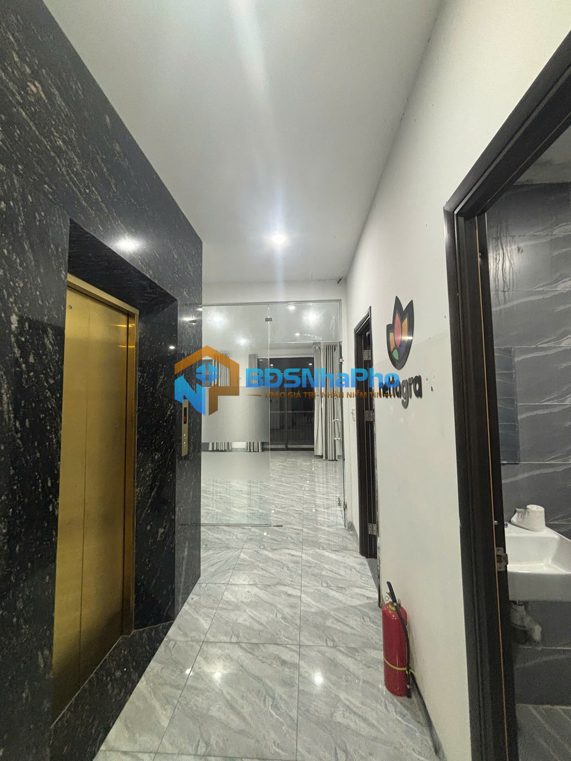 CHO THUÊ VP TẦNG 3 DT 140M2 TẠI NGUYỄN SINH SẮC - Ảnh 1