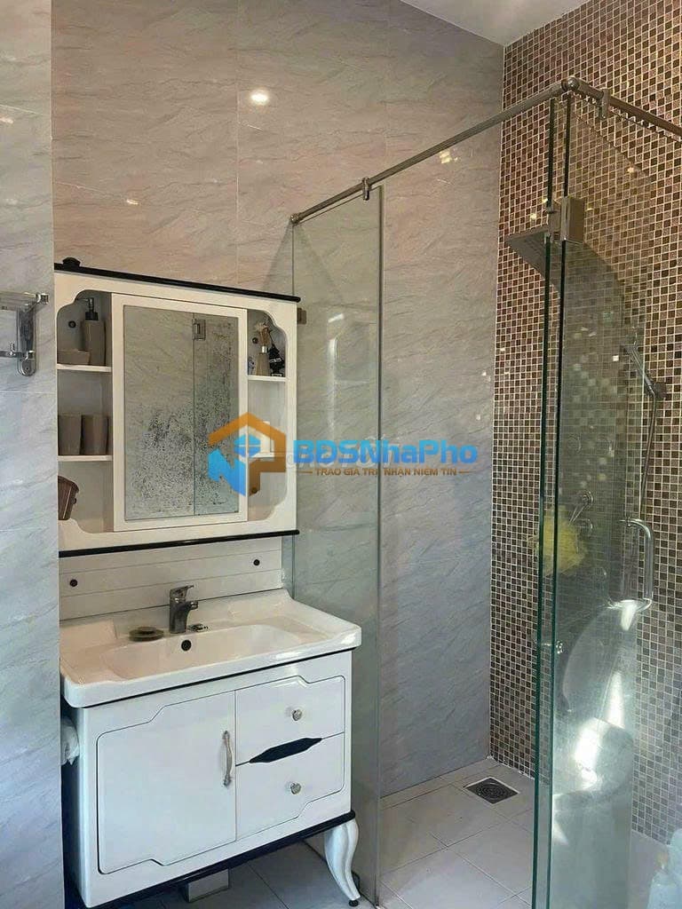 CHO THUÊ NHÀ NGUYÊN CĂN 5 TẦNG DT 200M2 TẠI KIỆT NGUYỄN HỮU THỌ - Ảnh 5