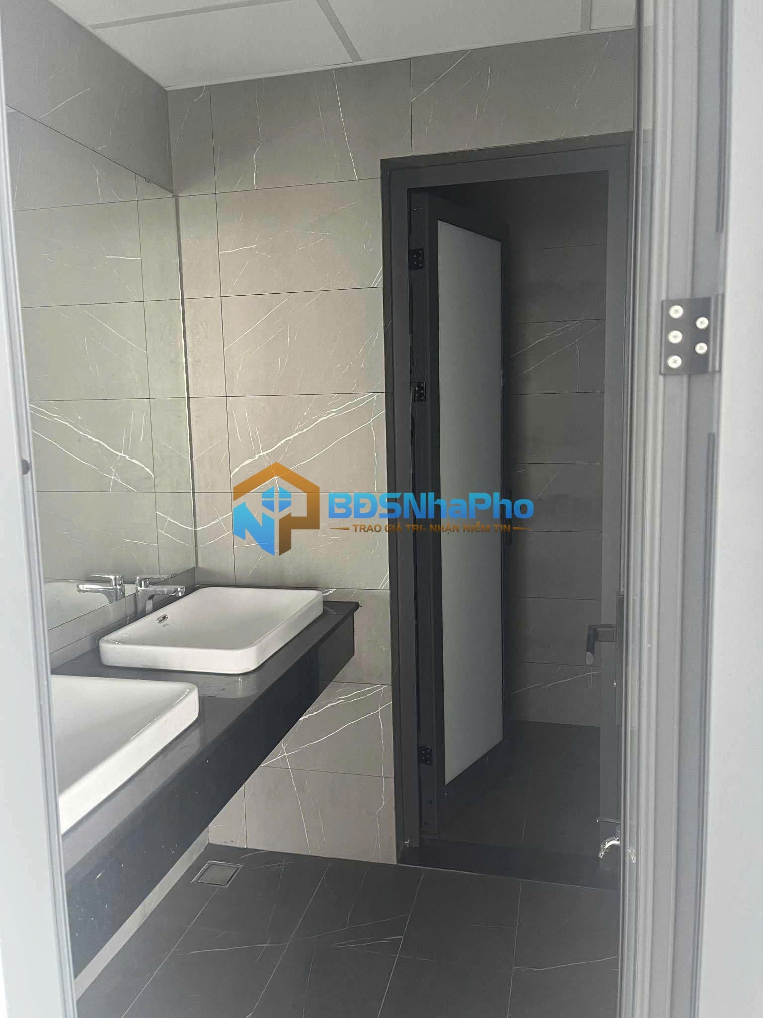 CHO THUÊ VP TẦNG 5 DT 250M2 TẠI TRẦN HƯNG ĐẠO - Ảnh 4