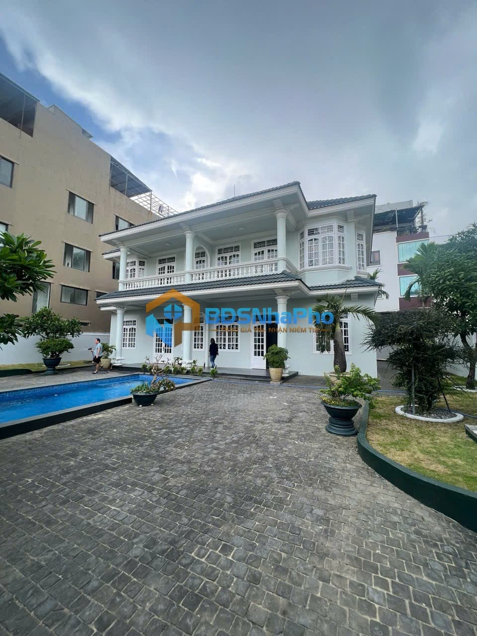 CHO THUÊ NHÀ SÂN VƯỜNG DT 500M2 TẠI LÂM HOÀNH - Ảnh 2