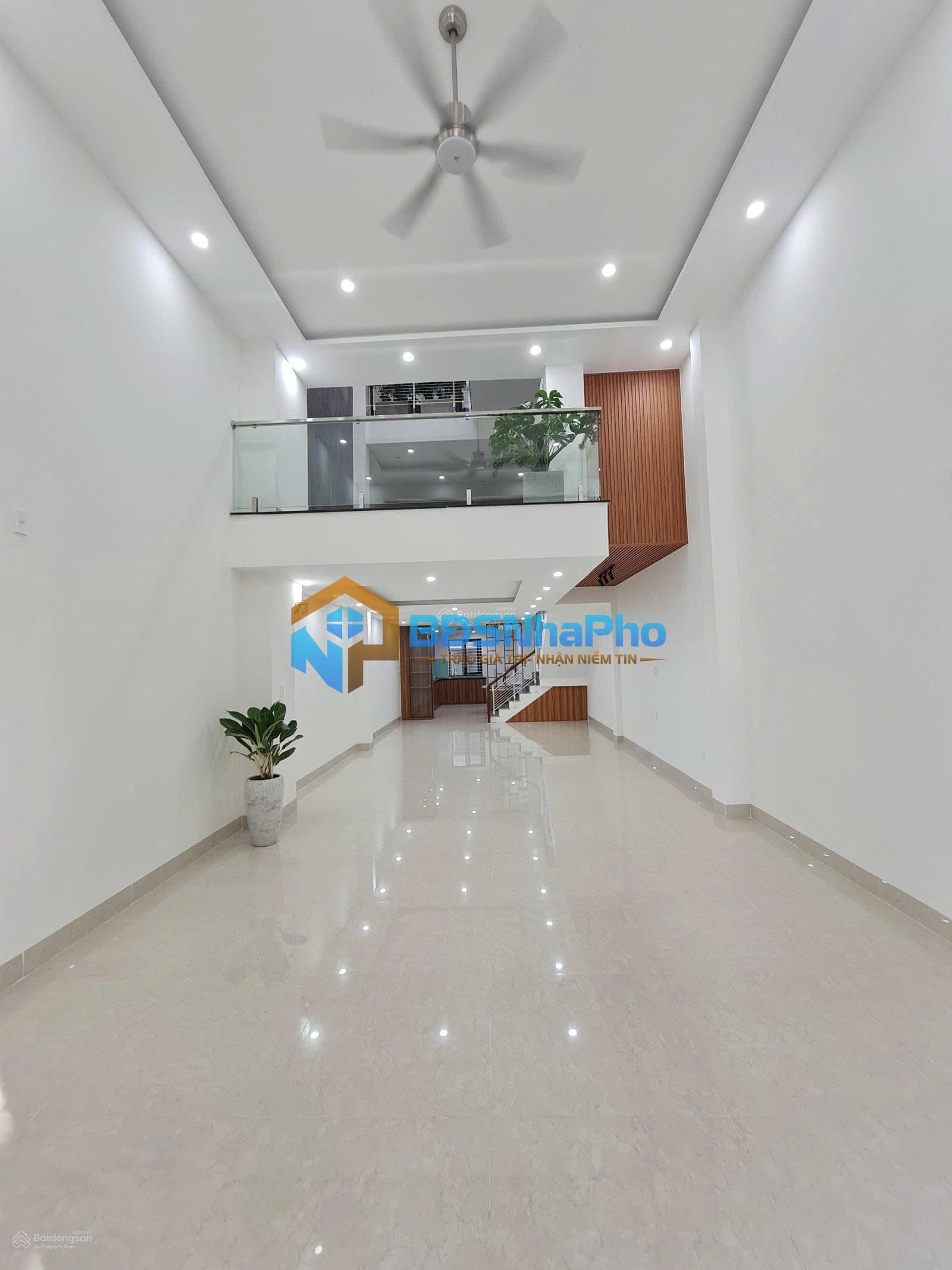 CHO THUÊ NHÀ NGUYÊN CĂN 3,5 TẦNG TẠI TRỊNH ĐÌNH THẢO - Ảnh 1