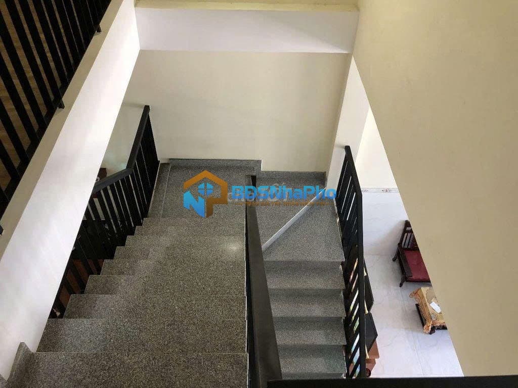 CHO THUÊ NHÀ NGUYÊN CĂN 2 TẦNG DT 180M2 TẠI CẨM LỆ - Ảnh 4