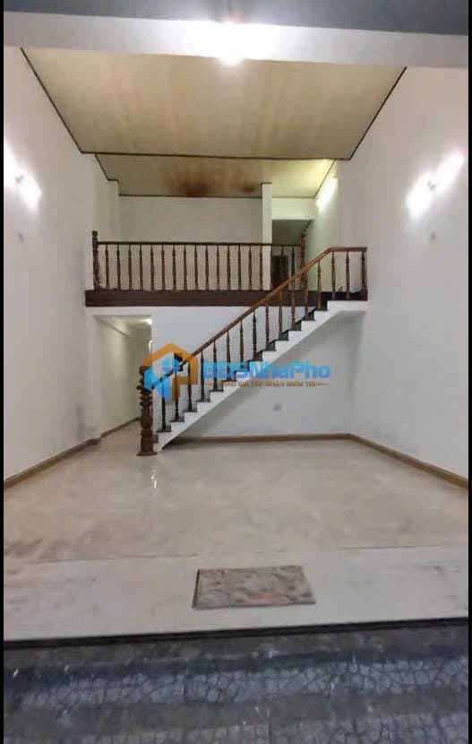 CHO THUÊ NHÀ CẤP 4 CÓ LỬNG DT 75M2 SÁT CHÂU THỊ VĨNH TẾ - Ảnh 3