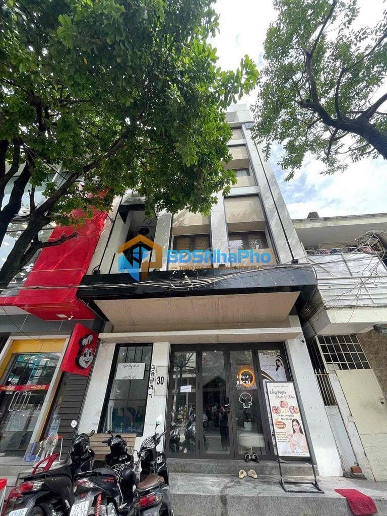 CHO THUÊ NHÀ NGUYÊN CĂN 4 TẦNG DT 100M2 TẠI NGÃ TƯ TIỂU LA - Ảnh 1