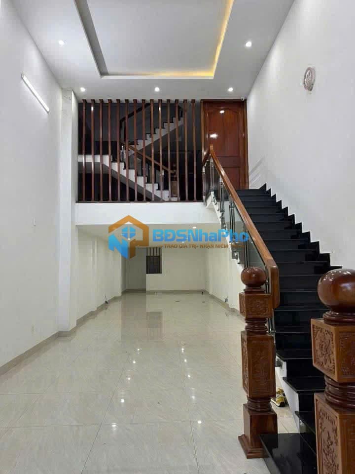 CHO THUÊ NHÀ NGUYÊN CĂN 4 TẦNG DT 360M2 TẠI KINH DƯƠNG VƯƠNG - Ảnh 1