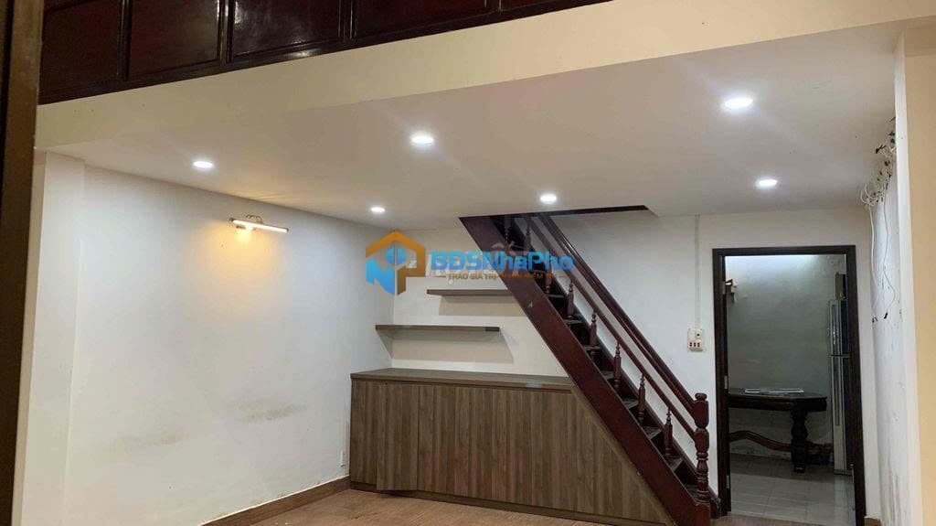 CHO THUÊ NHÀ CẤP 4 CÓ LỬNG DT 55M2 TẠI BÀU HẠC 8 - Ảnh 2