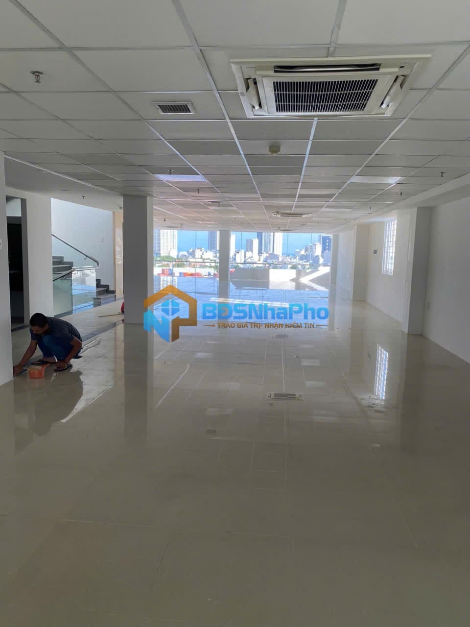 Tòa nhà 8 tầng có hầm 1440m2 tại Ngô Quyền, phù hợp làm văn phòng hoặc kinh doanh - Ảnh 2