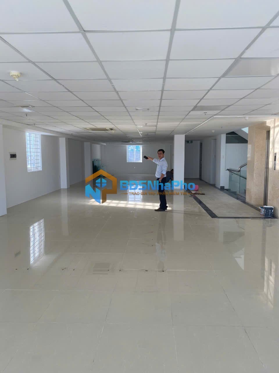Tòa nhà 8 tầng có hầm 1440m2 tại Ngô Quyền, phù hợp làm văn phòng hoặc kinh doanh - Ảnh 3