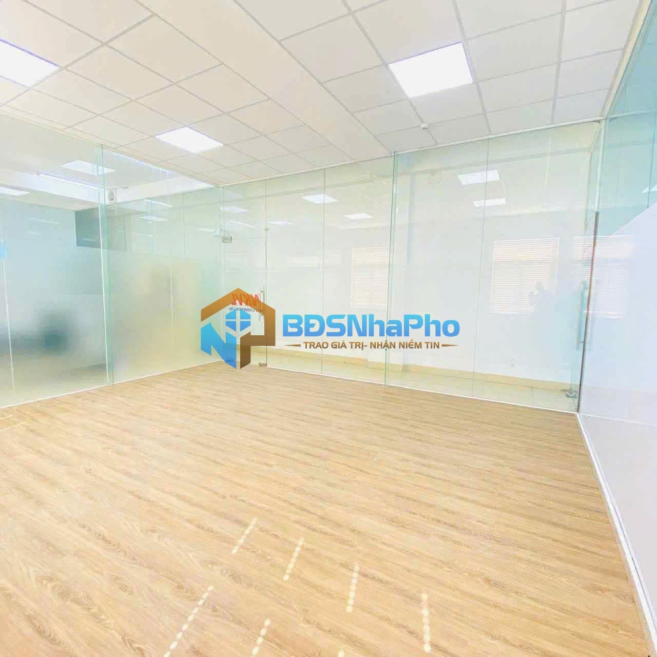 CHO THUÊ VP TẦNG 4 DT 40M2 TẠI HOÀNG VĂN THỤ - Ảnh 1