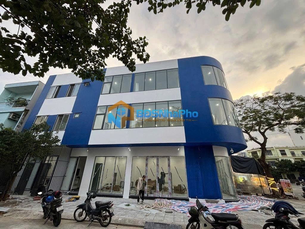 CHO THUÊ MB TRỐNG SUỐT DT 100M2 TẠI TRẦN NHÂN TÔNG - Ảnh 1