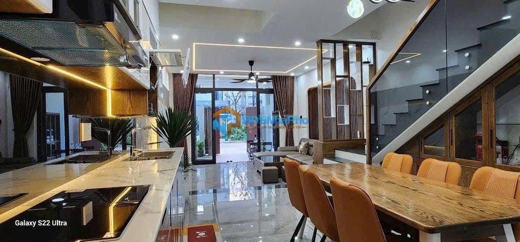 CHO THUÊ NHÀ NGUYÊN CĂN 3 TẦNG DT 100M2 TẠI BÙI THIỆN NGỘ - Ảnh 1