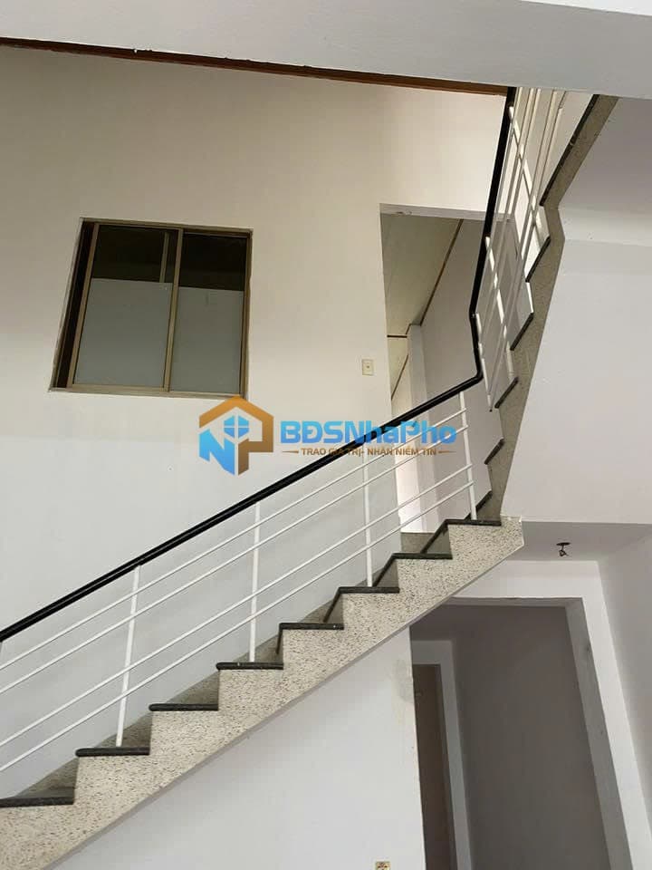 CHO THUÊ NHÀ NGUYÊN CĂN 2 TẦNG DT 103M2 TẠI VĂN CẬN - Ảnh 3