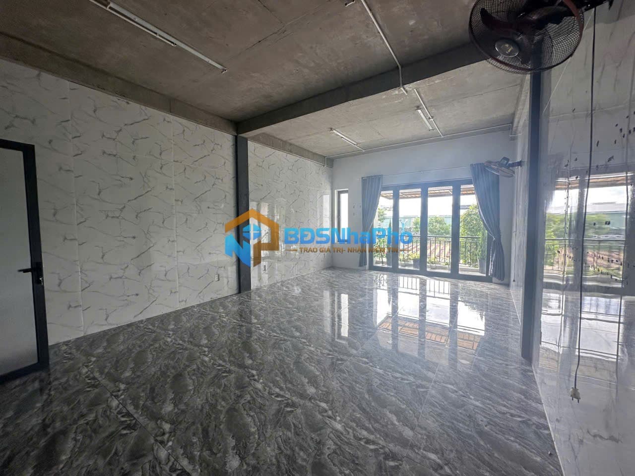 CHO THUÊ VĂN PHÒNG TẦNG 2 ĐƯỜNG LÊ ĐẠI HÀNH - Ảnh 1