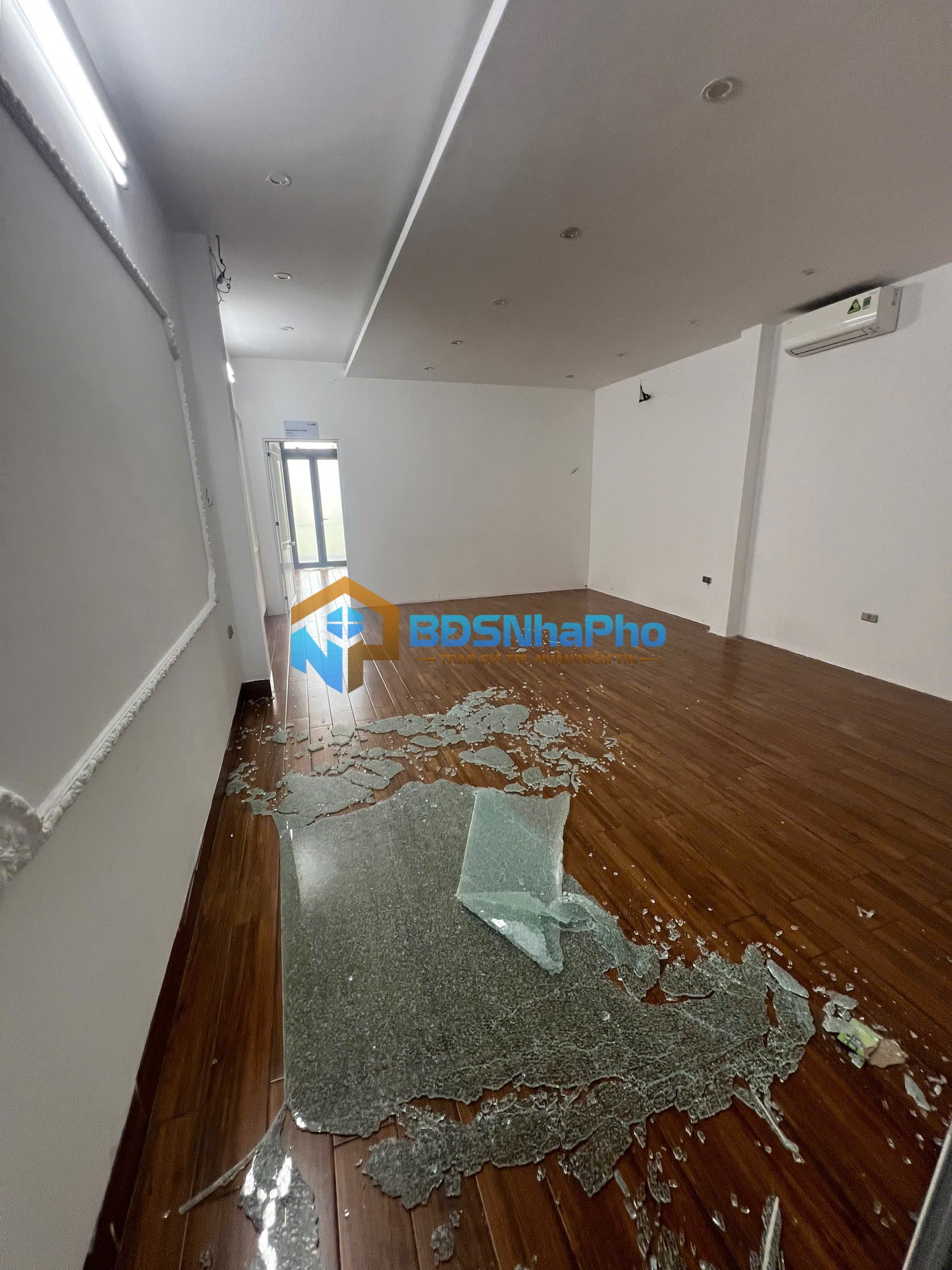 Cho thuê nhà 4 tầng tại 569 Điện Biên Phủ - Ảnh 4