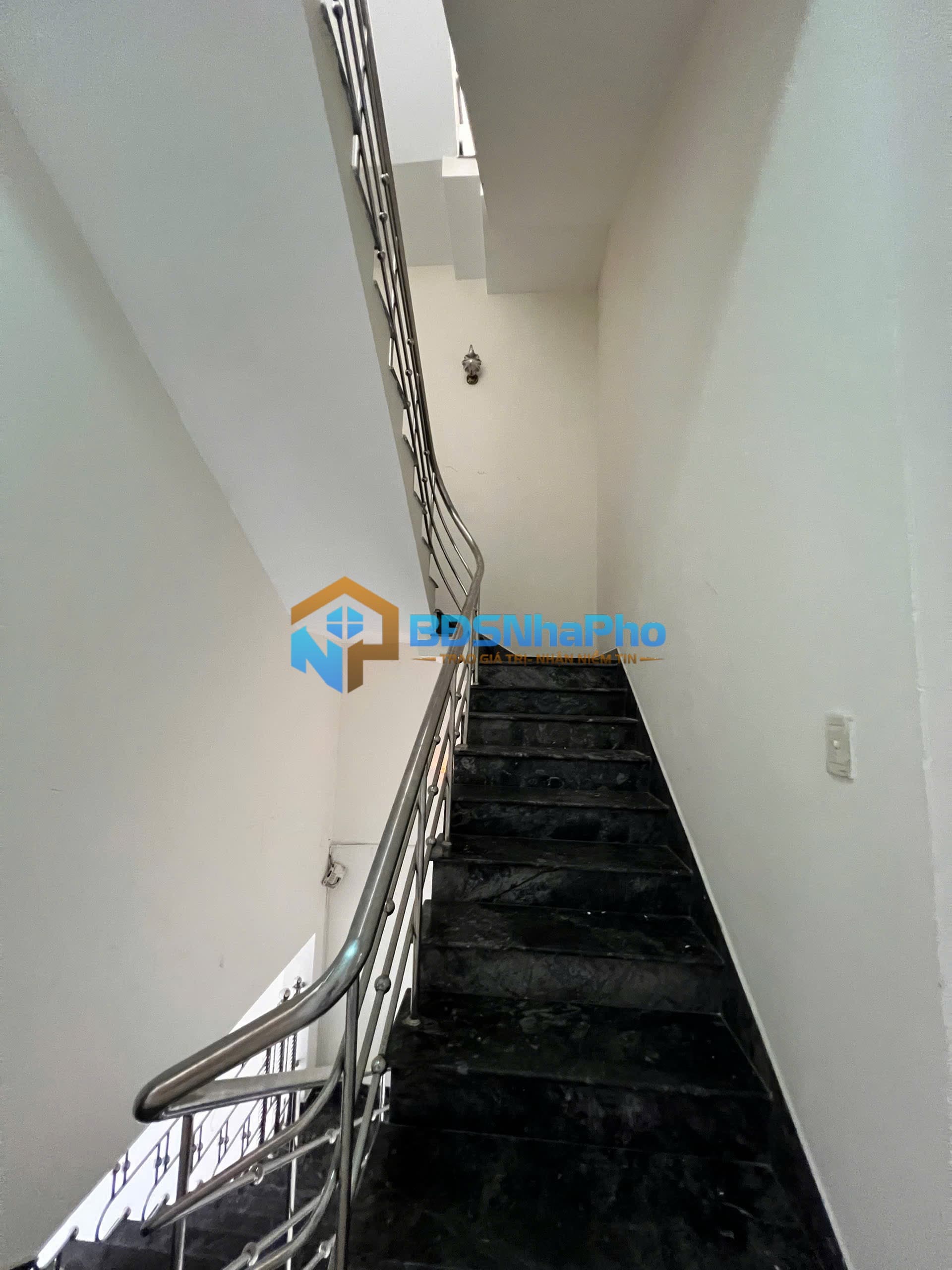 Cho thuê nhà 3 tầng đường Trần Hưng Đạo - Ảnh 5